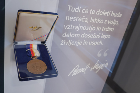 Olimpijska medalja Marjana Peternelja